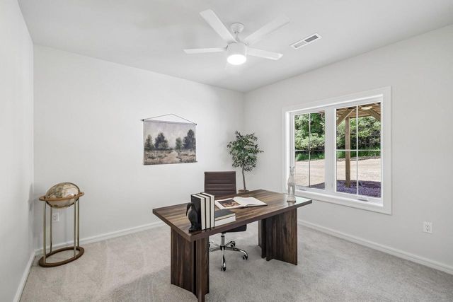 W8778 Blue Violet Court, Cambridge, WI 53523