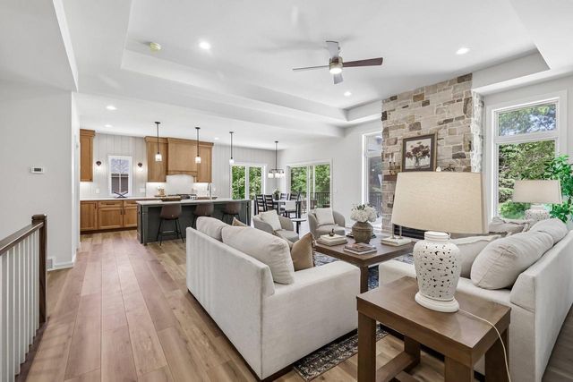 W8778 Blue Violet Court, Cambridge, WI 53523