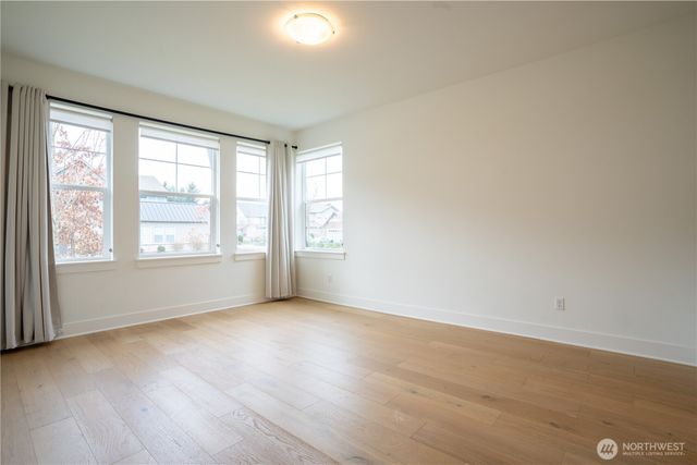 1744 Canyon Avenue SE, North Bend, WA 98045