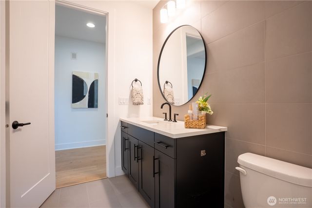 1744 Canyon Avenue SE, North Bend, WA 98045