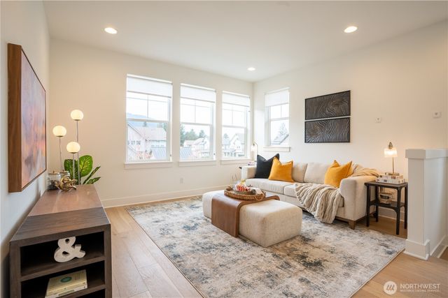 1744 Canyon Avenue SE, North Bend, WA 98045