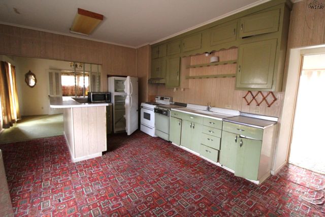 2030 NABERS STREET, Vernon, TX 76384