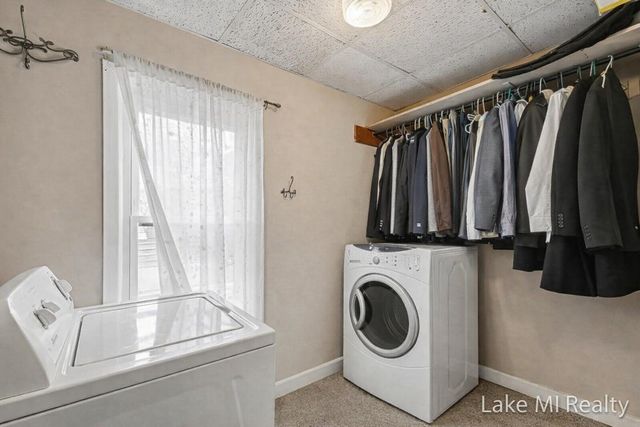 1053 3rd Street NW, Grand Rapids, MI 49504