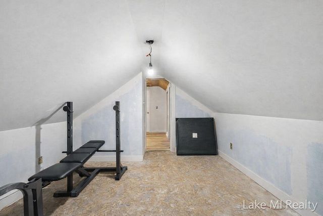 1053 3rd Street NW, Grand Rapids, MI 49504