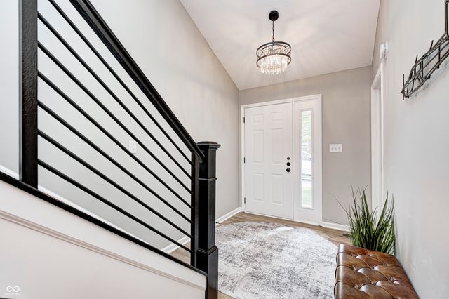 1513 Newport Lane, Zionsville, IN 46077