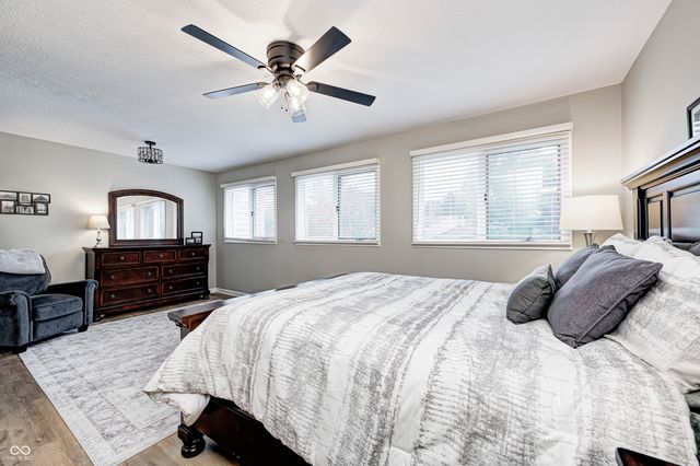 1513 Newport Lane, Zionsville, IN 46077