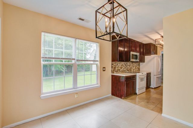 202 Seneca River Drive, Summerville, SC 29485