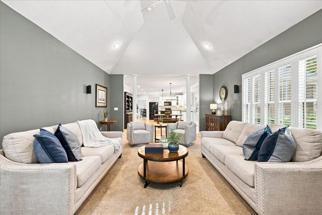 11 Evergreen Rd, Norfolk, MA 02056