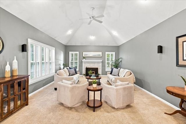 11 Evergreen Rd, Norfolk, MA 02056