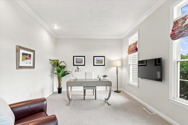 11 Evergreen Rd, Norfolk, MA 02056