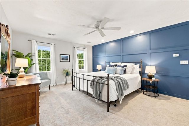 11 Evergreen Rd, Norfolk, MA 02056