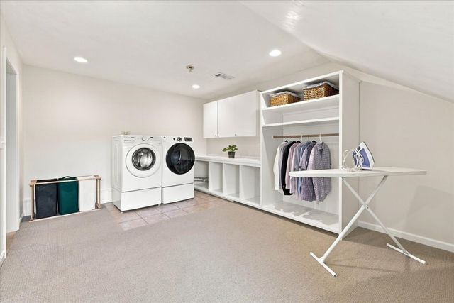 11 Evergreen Rd, Norfolk, MA 02056