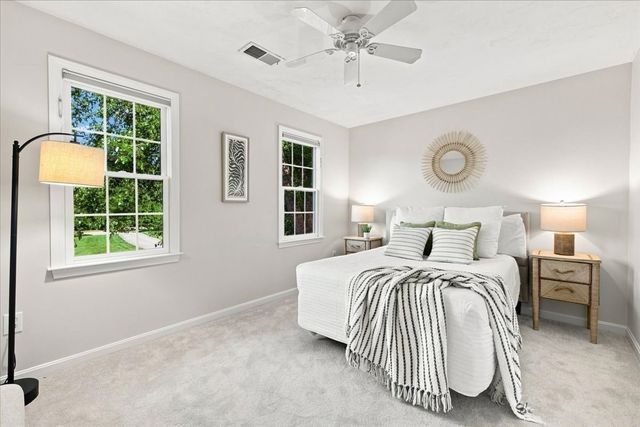 11 Evergreen Rd, Norfolk, MA 02056