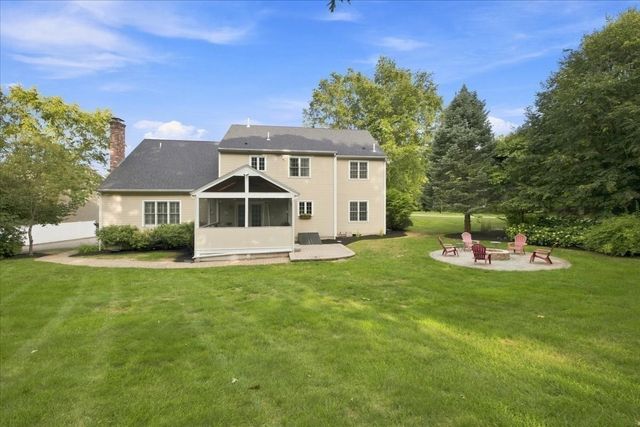 11 Evergreen Rd, Norfolk, MA 02056