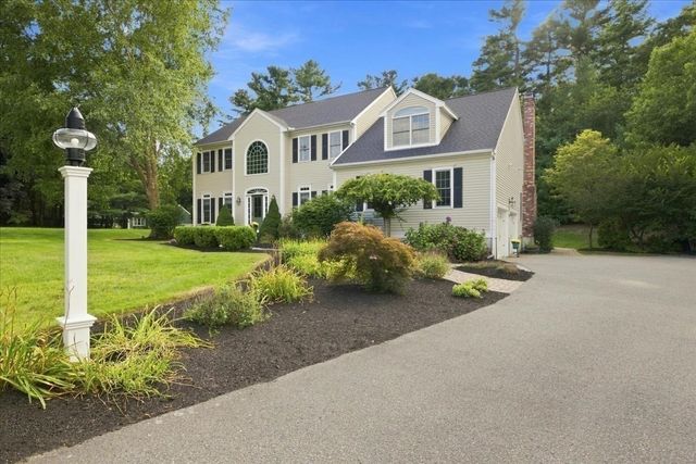 11 Evergreen Rd, Norfolk, MA 02056
