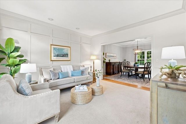 11 Evergreen Rd, Norfolk, MA 02056