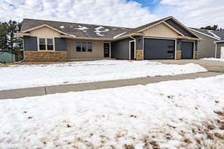 1827 Golden Gate WAY, Holmen, WI 54636
