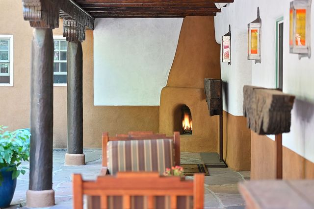 311 Bishops Lodge Road, Santa Fe, NM 87501