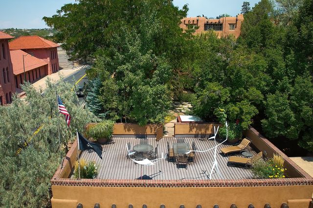 311 Bishops Lodge Road, Santa Fe, NM 87501