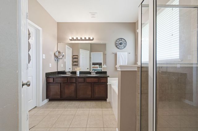8911 Henrico Lane, Rosenberg, TX 77469