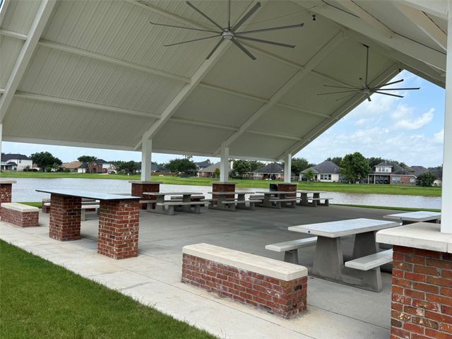 8911 Henrico Lane, Rosenberg, TX 77469