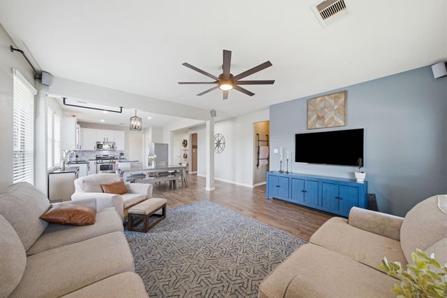 8911 Henrico Lane, Rosenberg, TX 77469