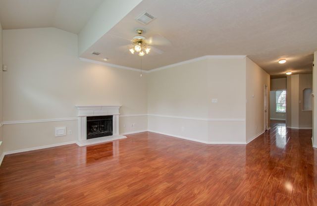 2907 Little Branch Ct, Houston, TX 77082