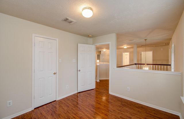 2907 Little Branch Ct, Houston, TX 77082