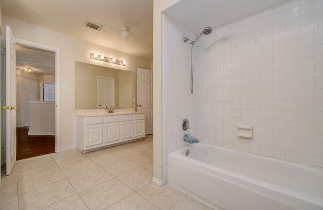 2907 Little Branch Ct, Houston, TX 77082