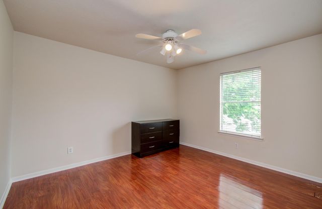 2907 Little Branch Ct, Houston, TX 77082