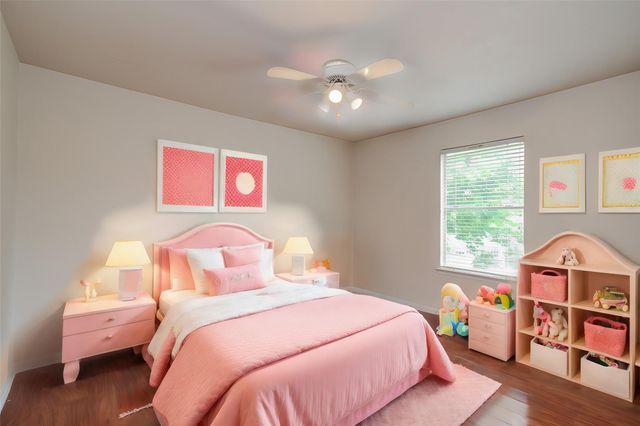 2907 Little Branch Ct, Houston, TX 77082