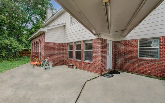 2907 Little Branch Ct, Houston, TX 77082