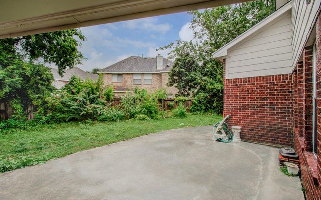 2907 Little Branch Ct, Houston, TX 77082