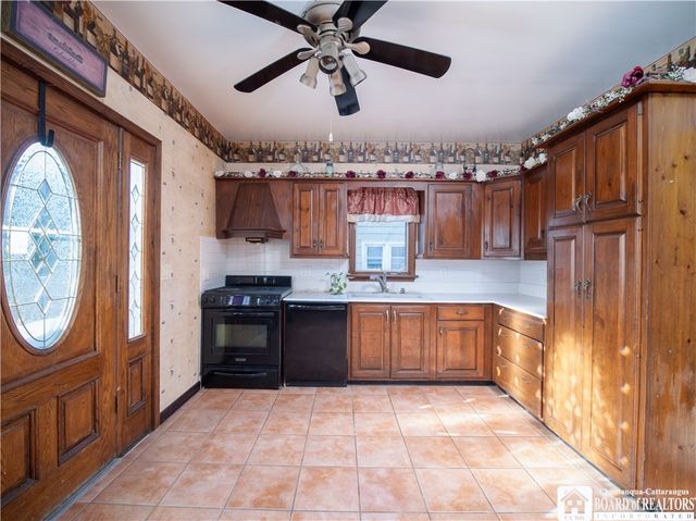 407 Dove Street, Dunkirk, NY 14048