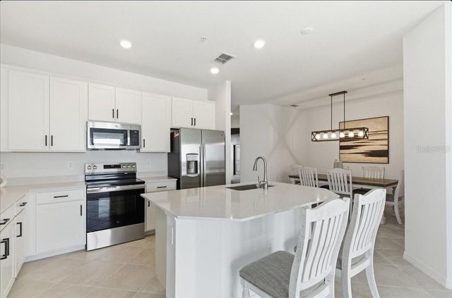 19140 SCALLOP LOOP 308, Lakewood Ranch, FL 34211