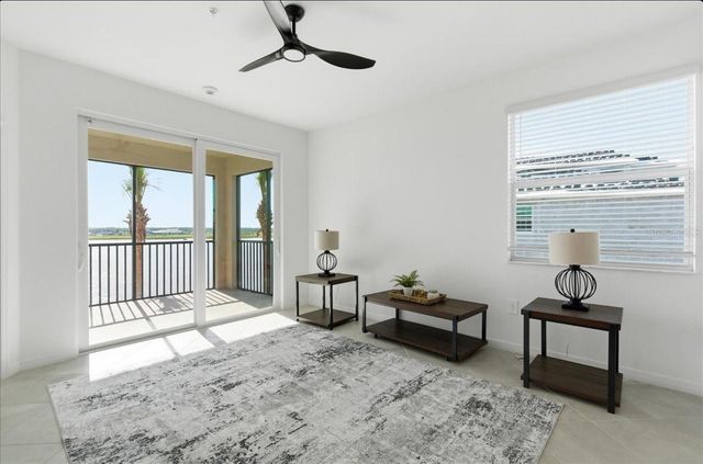 19140 SCALLOP LOOP 308, Lakewood Ranch, FL 34211