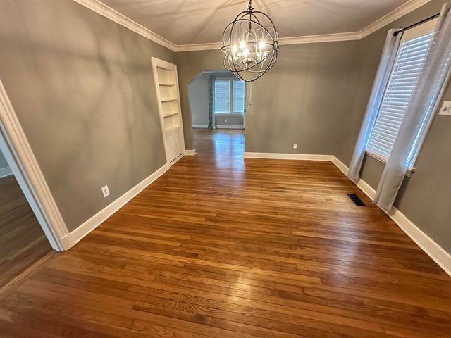 140 ALEXANDER ST, Memphis, TN 38111