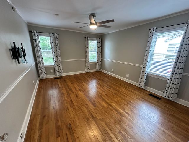140 ALEXANDER ST, Memphis, TN 38111