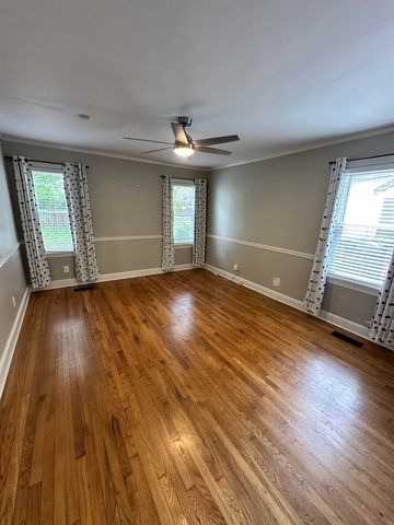 140 ALEXANDER ST, Memphis, TN 38111