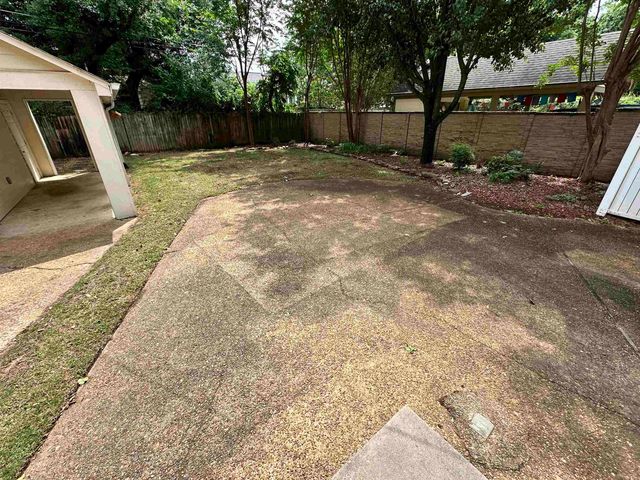 140 ALEXANDER ST, Memphis, TN 38111