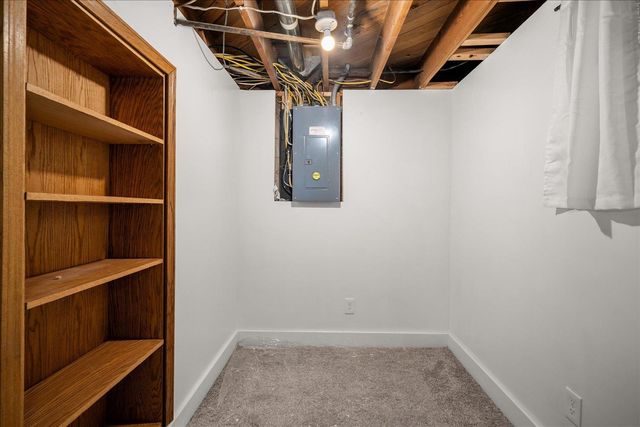 1808 W Kiernan Ave, Spokane, WA 99205