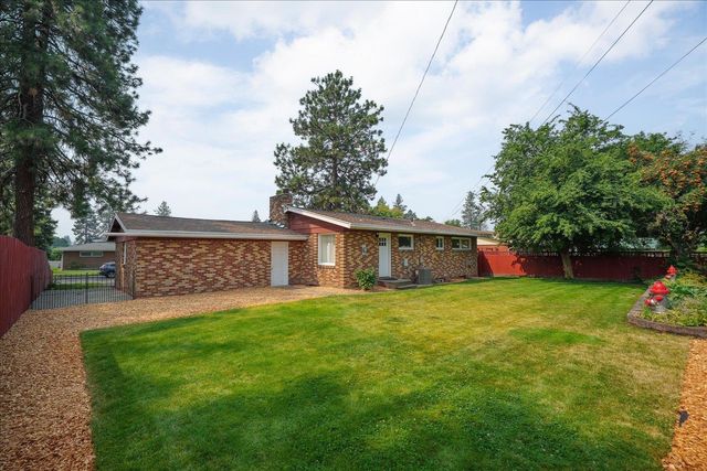 1808 W Kiernan Ave, Spokane, WA 99205