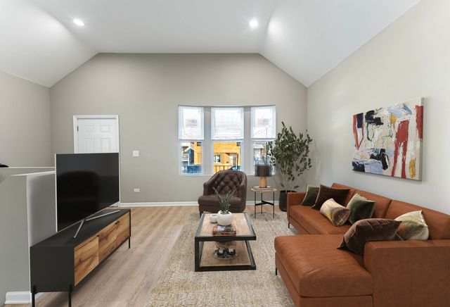 2733 W 38th Street, Chicago, IL 60632