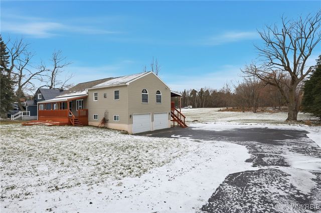 644 Seneca Creek Road, West Seneca, NY 14224