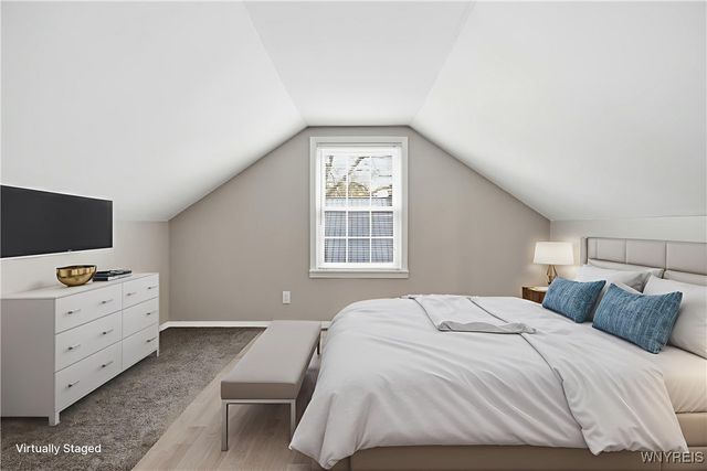 644 Seneca Creek Road, West Seneca, NY 14224