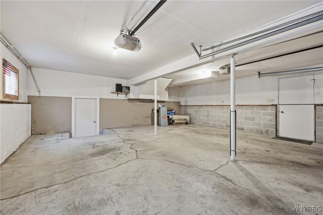 644 Seneca Creek Road, West Seneca, NY 14224