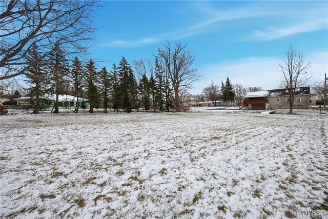 644 Seneca Creek Road, West Seneca, NY 14224