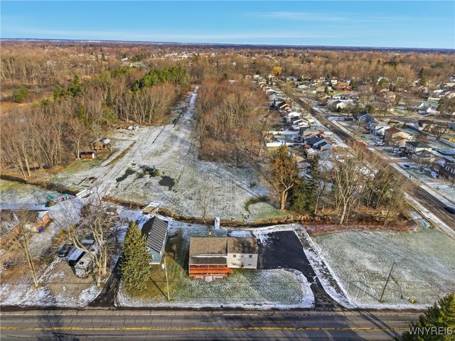 644 Seneca Creek Road, West Seneca, NY 14224