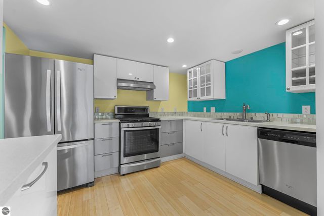 595 Georgetown Place # 12, Traverse City, MI 49684