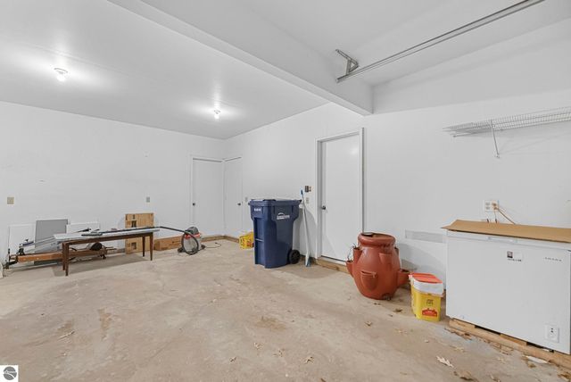 595 Georgetown Place # 12, Traverse City, MI 49684